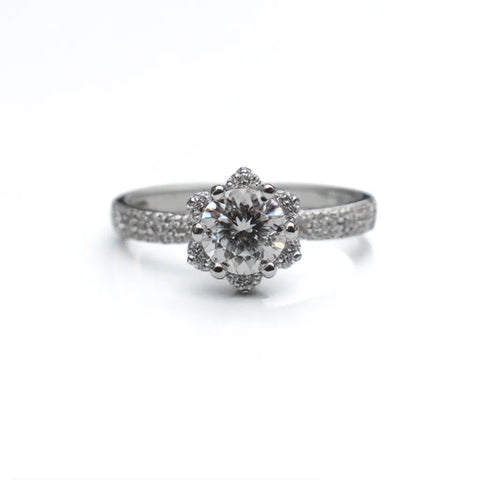 Anel Flor com Moissanite em Prata 925