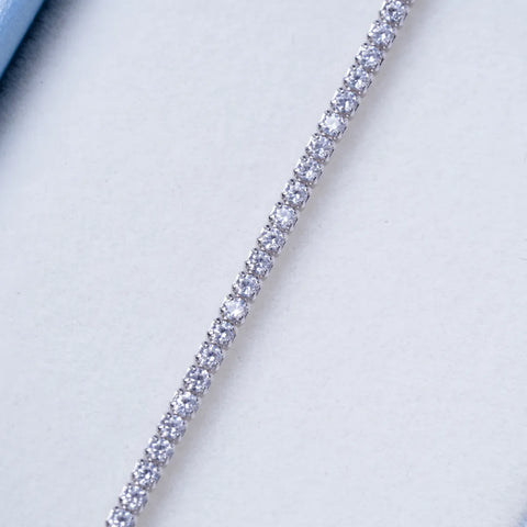 Pulseira Cravejada com Cristais em Prata 925
