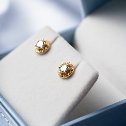 Brinco Cravejado Banhado a Ouro 18k