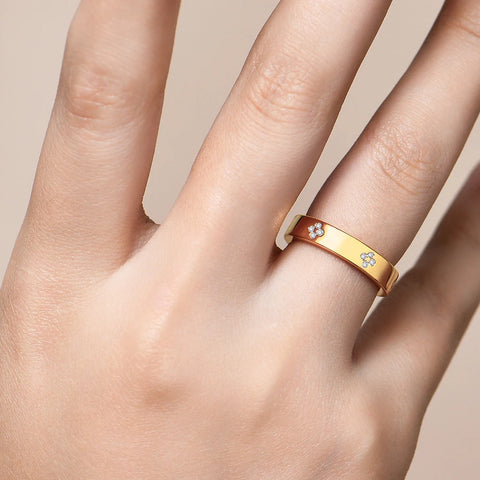 Anel Trevos em Moissanite Banhando a Ouro 18k